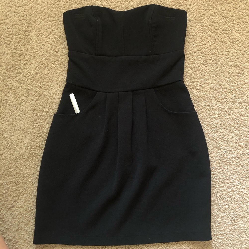 Black Cocktail Dress Strapless w/ Pockets